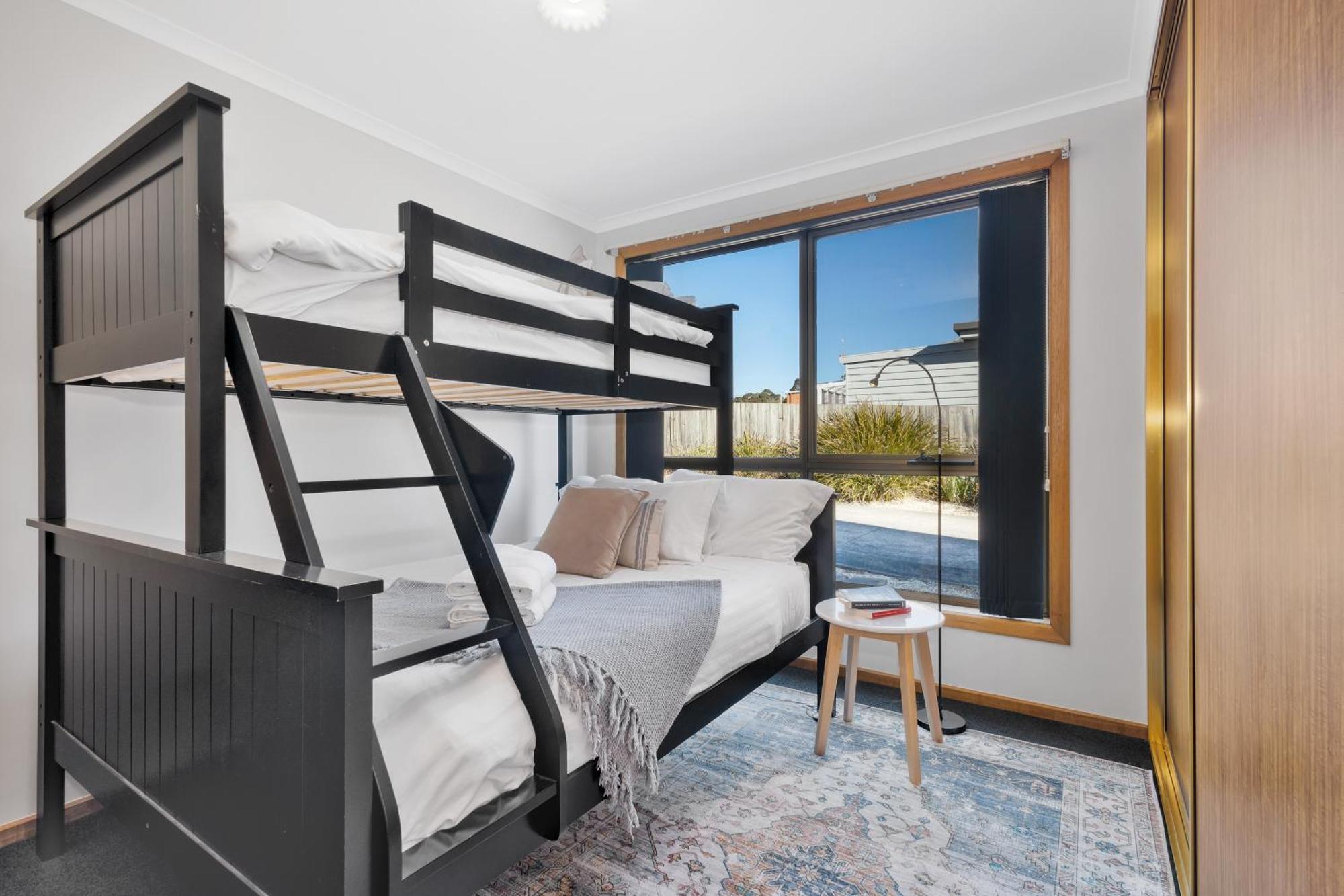 Madsen Retreat Hotel Пенгуин Екстериор снимка
